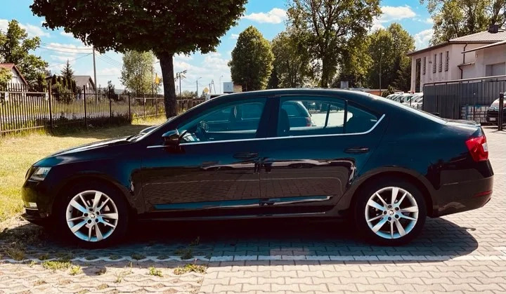 Skoda Octavia cena 69000 przebieg: 81000, rok produkcji 2018 z Zgierz małe 436